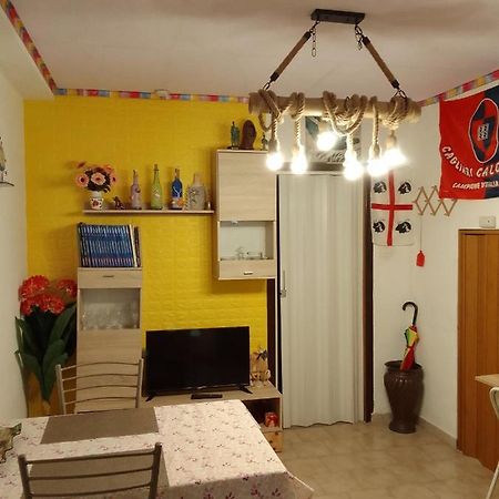 Al Mare, Al Sole, Si', Ma Nella Casa Del Minatore Buggerru Luaran gambar