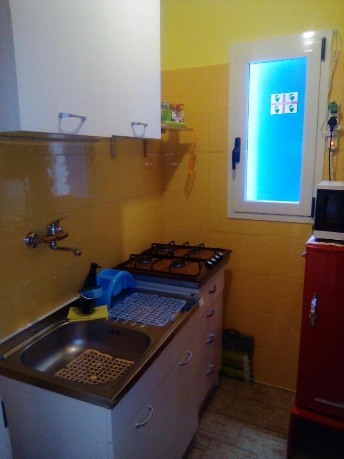 Al Mare, Al Sole, Si', Ma Nella Casa Del Minatore Buggerru Luaran gambar