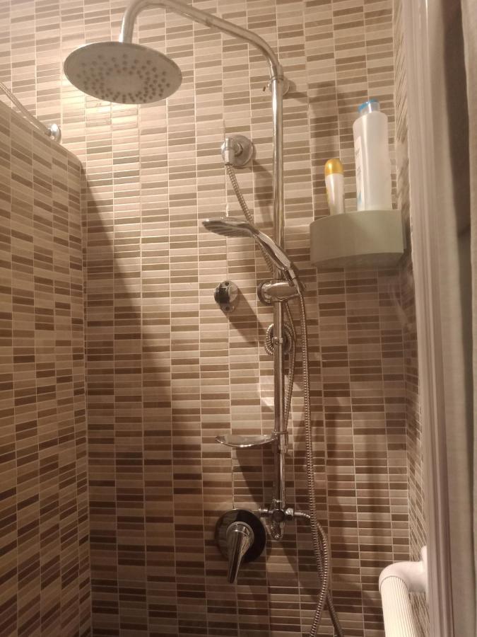 Al Mare, Al Sole, Si', Ma Nella Casa Del Minatore Buggerru Luaran gambar
