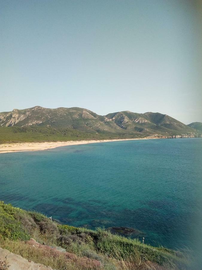 Al Mare, Al Sole, Si', Ma Nella Casa Del Minatore Buggerru Luaran gambar