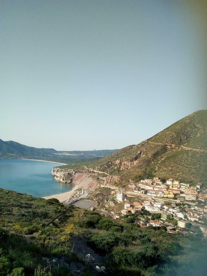 Al Mare, Al Sole, Si', Ma Nella Casa Del Minatore Buggerru Luaran gambar